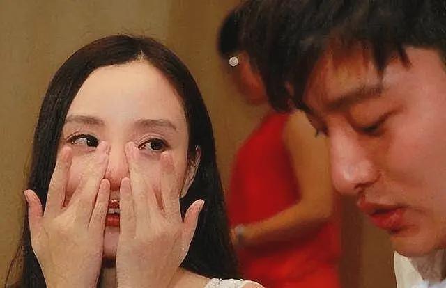 李小璐被曝再婚！曾卷入出轨风波的女星们，最终都情归何处？（组图） - 3