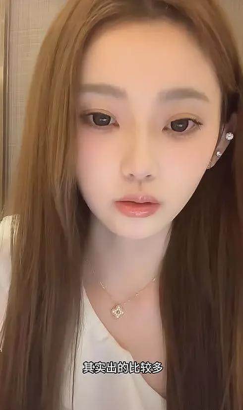 王思聪女友凌晨在国内开直播,公开与王思聪交往细节,处处透露出野心(组图) - 11