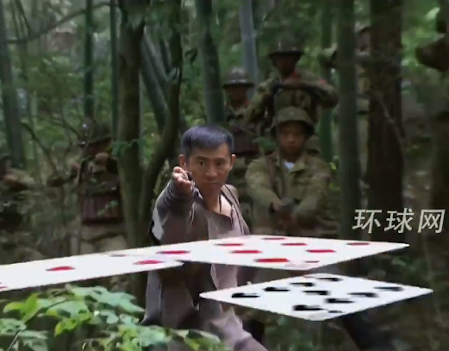 广电总局禁抗战神剧:防止低级红高级黑,摒弃敌方弱智化幼稚剧情(组图) - 6