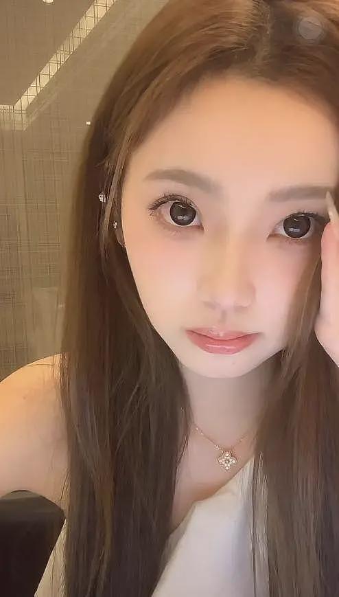 王思聪女友凌晨在国内开直播,公开与王思聪交往细节,处处透露出野心(组图) - 8