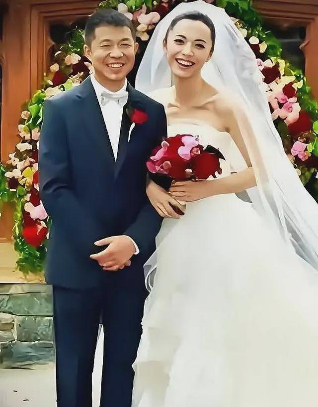 李小璐被曝再婚！曾卷入出轨风波的女星们，最终都情归何处？（组图） - 29