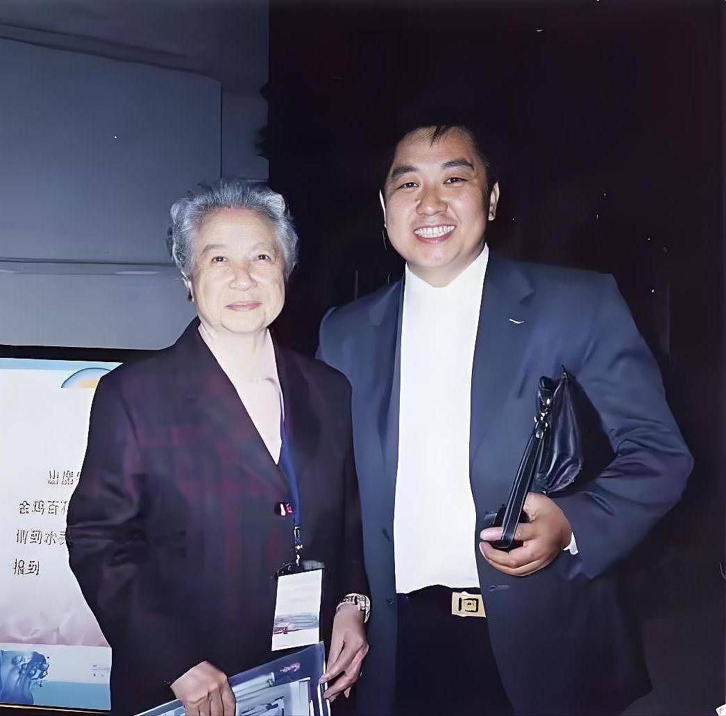 老戏骨林默予:有4个儿女,却在养老院住16年到去世(组图) - 24