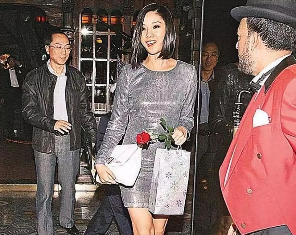 TVB港姐勾心斗角!互争富商不顾比赛,安插卧底互相陷害!(组图) - 46