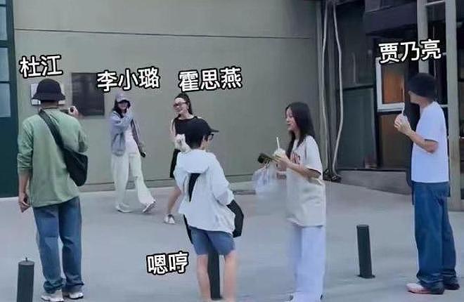 贾乃亮惨了？女儿甜馨连续两次“异常”举动，其好爸爸人设崩塌？（组图） - 17