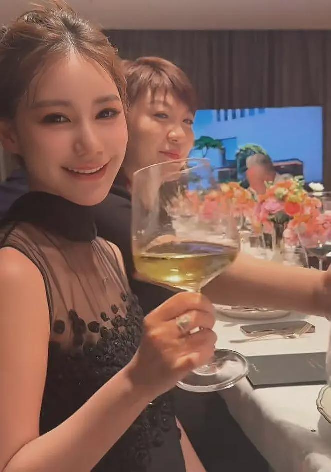 曝马筱梅要求删艳照被拒,摄影师硬刚:一个出名了就要洗资料的人(组图) - 8