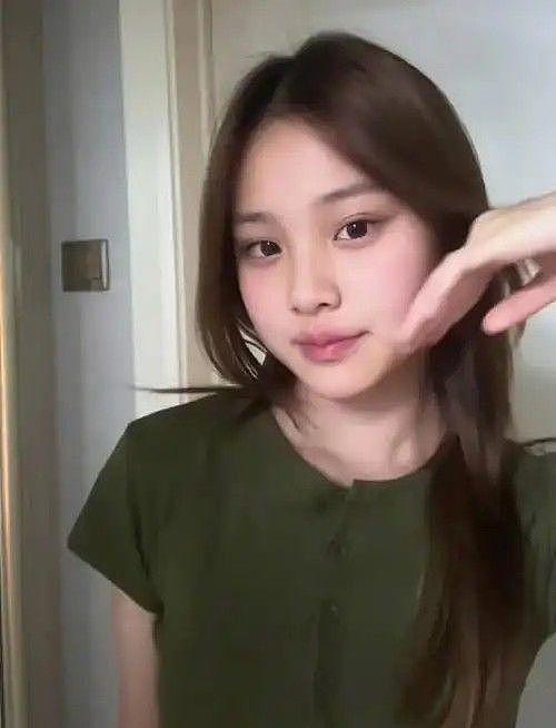 贾乃亮惨了？女儿甜馨连续两次“异常”举动，其好爸爸人设崩塌？（组图） - 18
