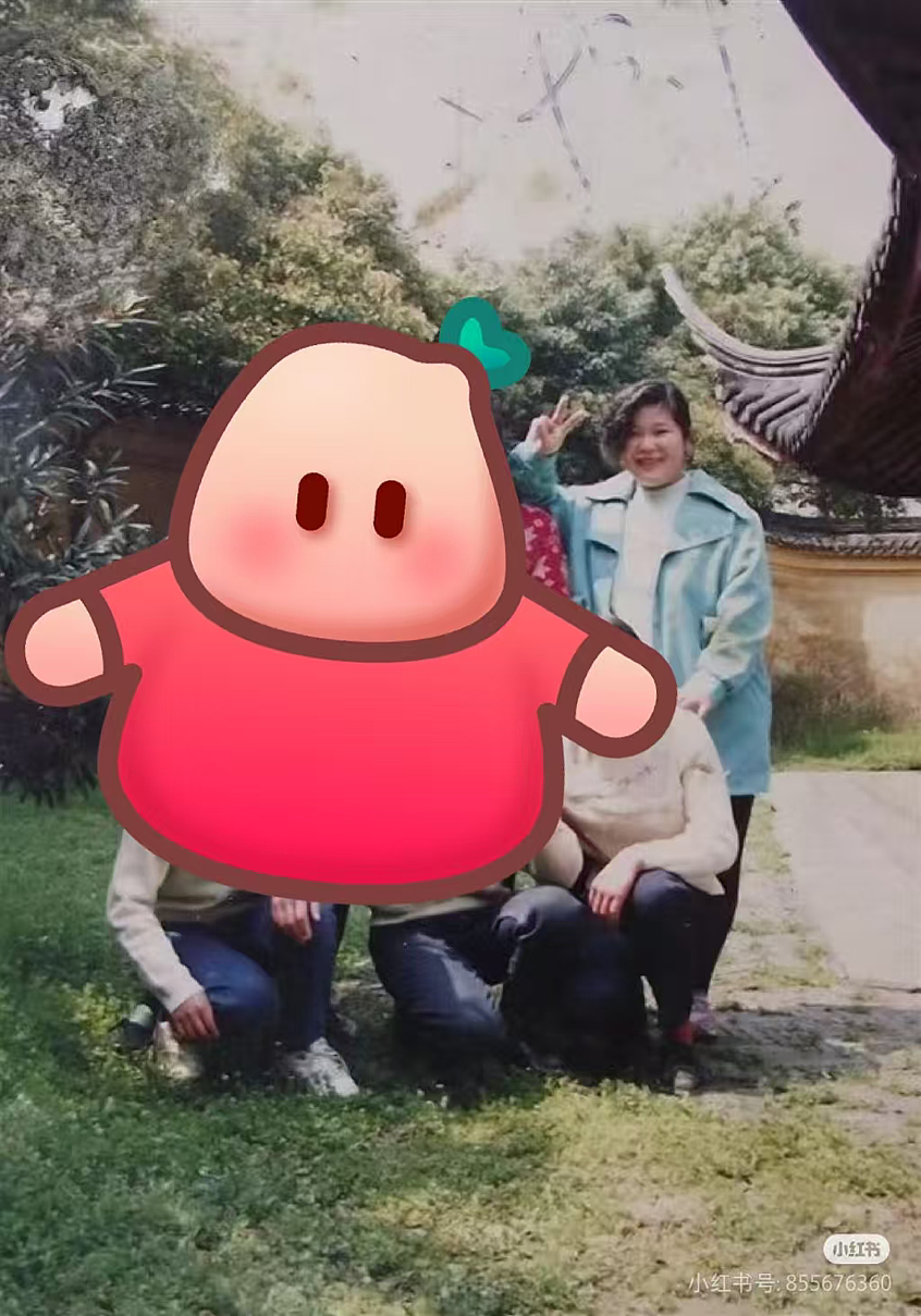 【情感】50岁农村大妈脱口秀炸翻全场！遭家暴离婚，网友：姐姐重生后海阔天空（组图） - 11
