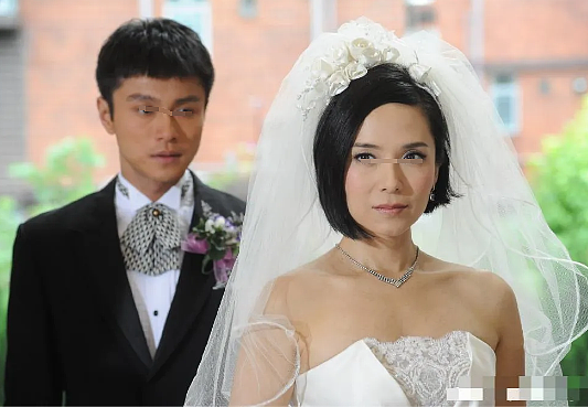 TVB女神突传婚变!入行9年狂勾13男,假戏真做当已婚男小三!洗心革面下嫁穷小子?(组图) - 15