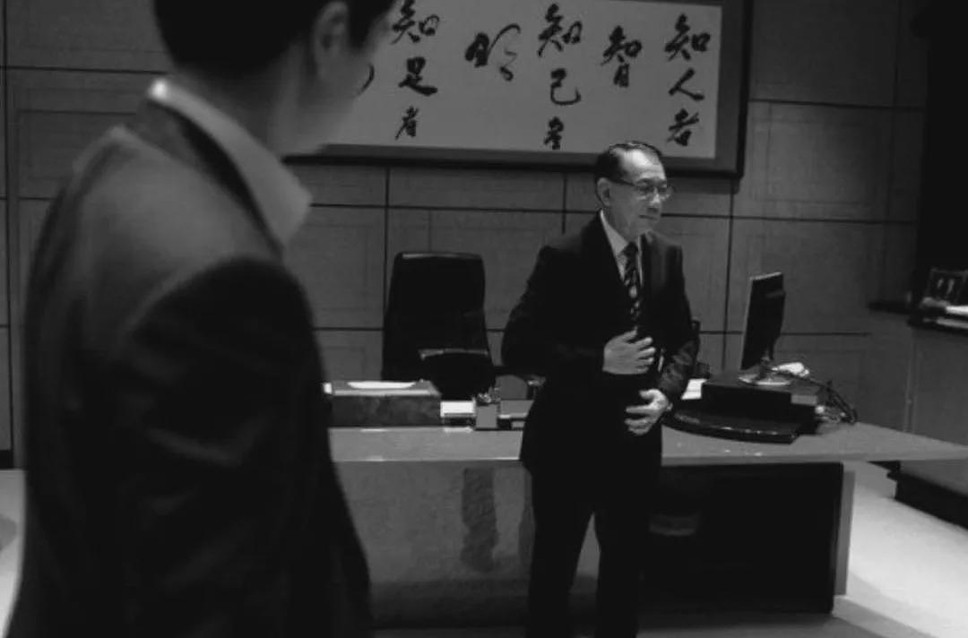 166亿巨债，谢霆锋老板麻烦了（组图） - 3