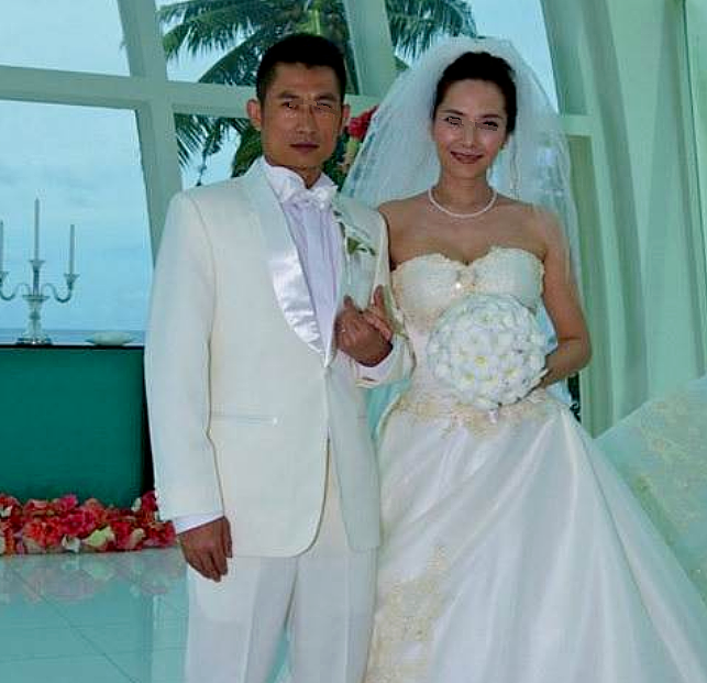 TVB女神突传婚变!入行9年狂勾13男,假戏真做当已婚男小三!洗心革面下嫁穷小子?(组图) - 31