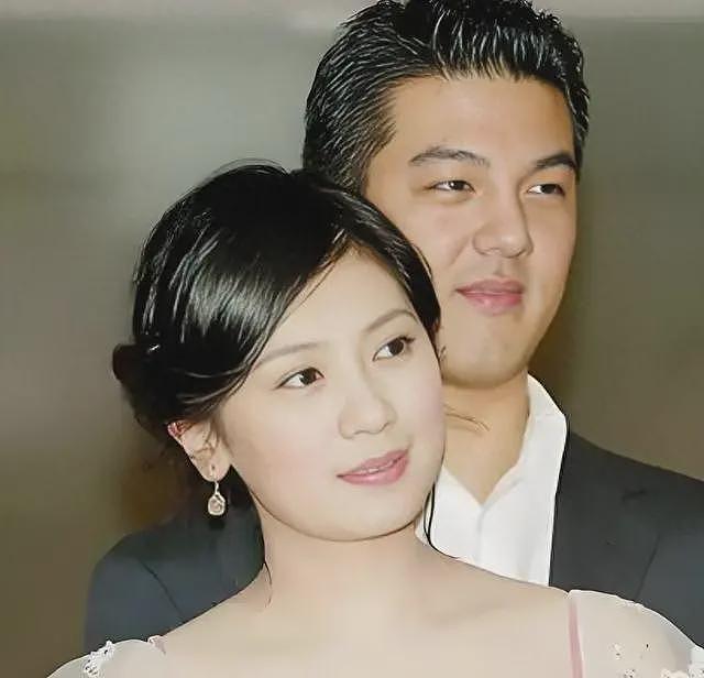 风水轮流转！2600万抢女，长大继承弱精前夫50亿资产！贾静雯够狠（组图） - 7