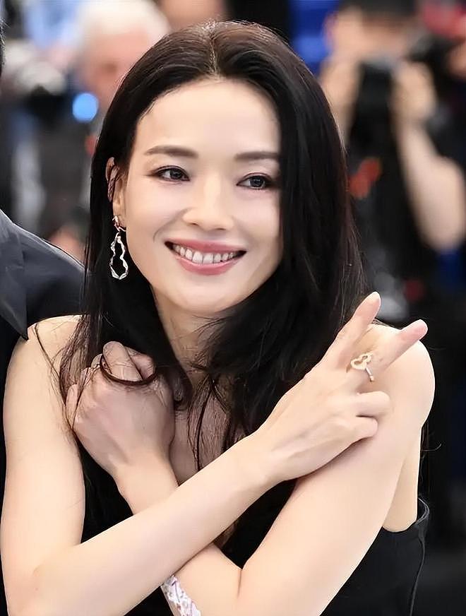 49岁舒淇再破“天花板”，这一次，她让冯小刚和整个娱乐圈沉默了（组图） - 30