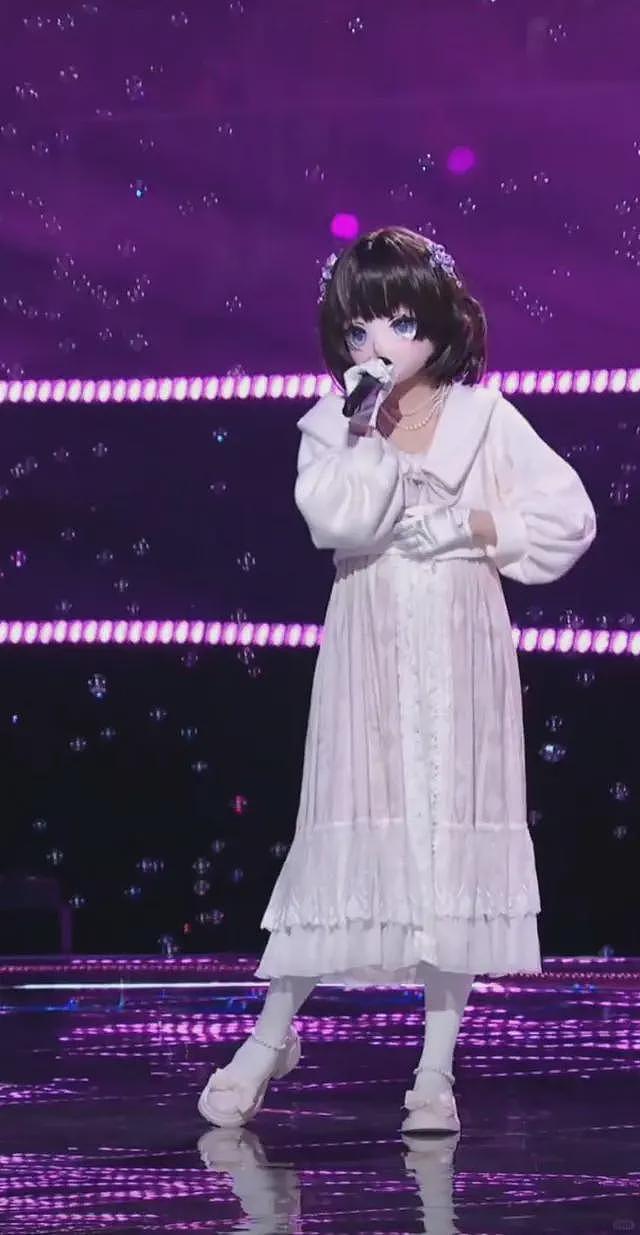 吃相太难看!全程戴面具开演唱会,票价比刀郎还高,谁给的自信(组图) - 3