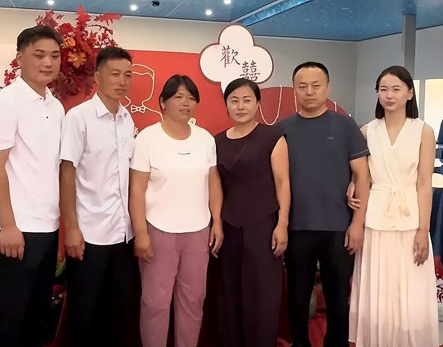 和大衣哥儿子离婚4年后，陈亚男开始相亲，扬言要找个条件更好的（组图） - 10