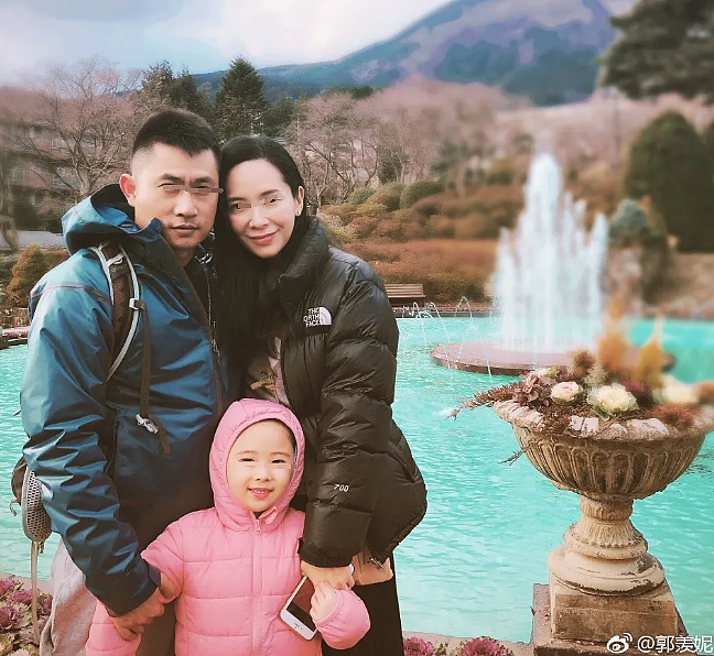 TVB女神突传婚变!入行9年狂勾13男,假戏真做当已婚男小三!洗心革面下嫁穷小子?(组图) - 32