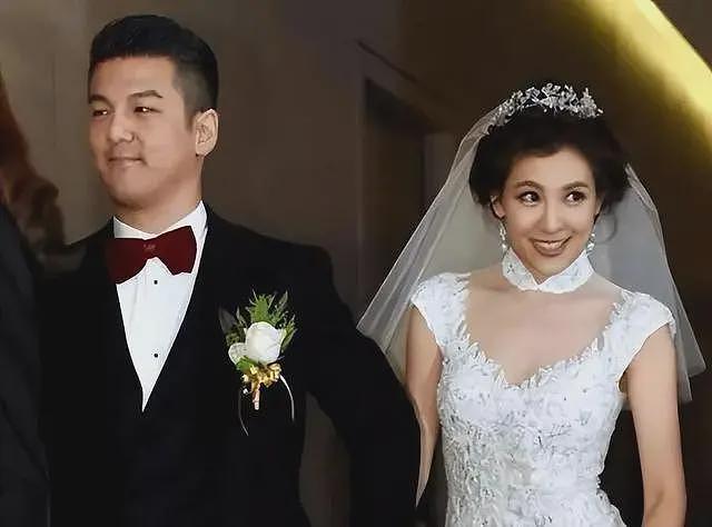 风水轮流转！2600万抢女，长大继承弱精前夫50亿资产！贾静雯够狠（组图） - 22