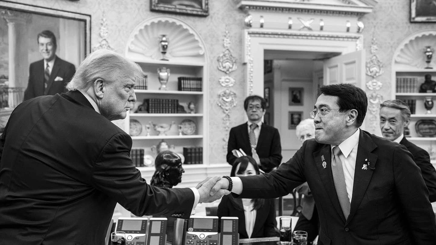 美日贸易协议，白宫：日方买100架波音飞机，购百亿农产品及军备（组图） - 5