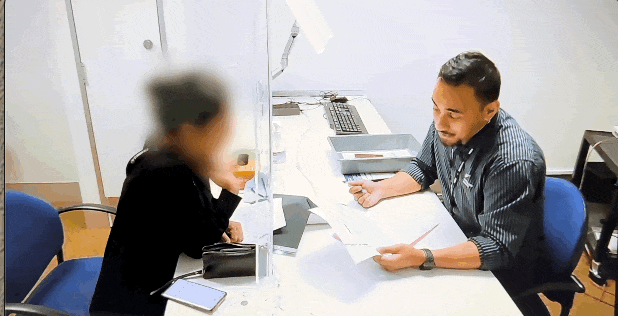 中国大姐刚入境新西兰被关“小黑屋”!说了这句话,当晚遭遣返…(组图) - 4