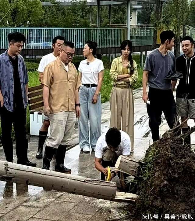 撒贝宁录综艺太拼49岁仍卖力干活,长红秘诀藏不住(组图) - 6