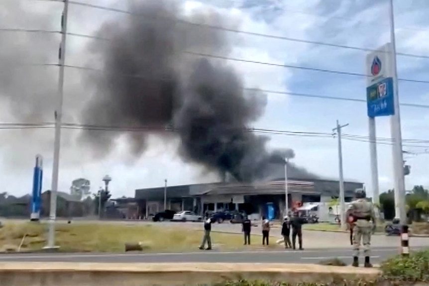 泰柬边境冲突愈演愈烈已造成泰国12人死亡，各国呼吁停火（组图） - 1