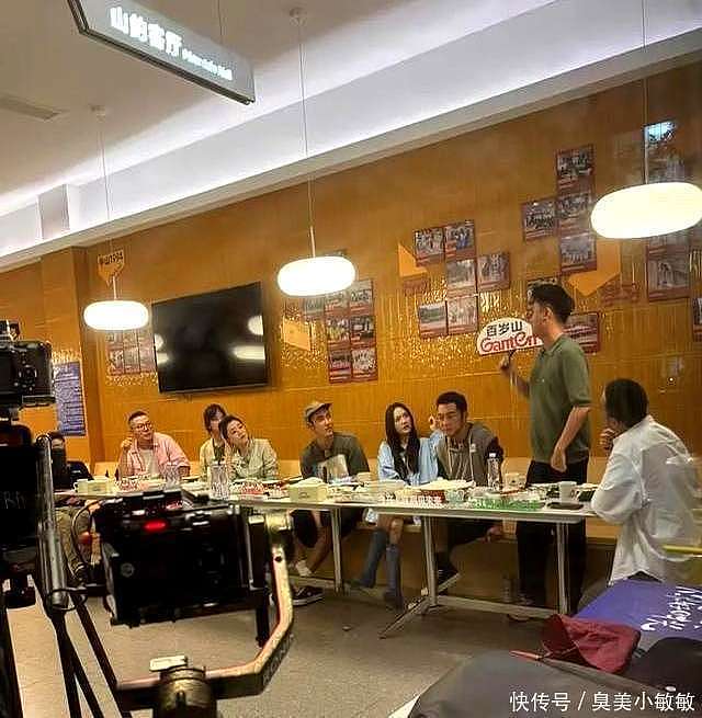 撒贝宁录综艺太拼49岁仍卖力干活,长红秘诀藏不住(组图) - 3