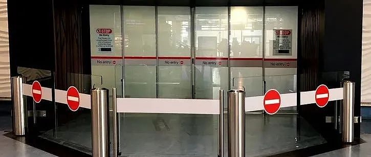 中国大姐刚入境新西兰被关“小黑屋”!说了这句话,当晚遭遣返…(组图) - 17