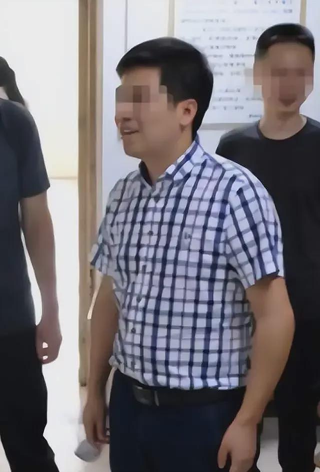中南大学教职员嫖娼拍照要挟女方，聊天曝光太辣眼（组图） - 2