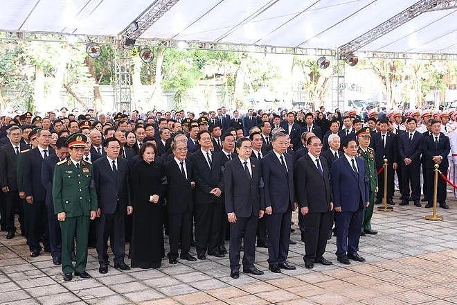 对前越共国家领导人加重处分，苏林真不近人情？（组图） - 9