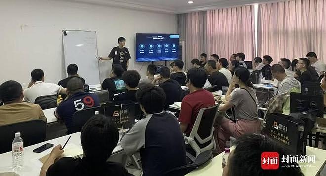 无人机飞手缺口百万引爆培训热，有60岁学员入场，资深飞手日薪2000元（组图） - 3