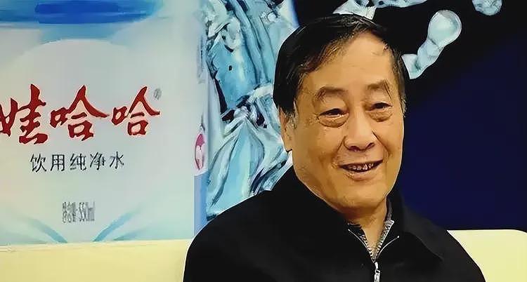 网曝宗庆后猛料！13年被砍是出轨被抓，宗馥莉为此扇杜建英一巴掌（组图） - 3