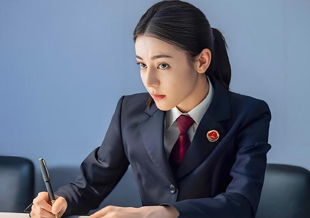 迪丽热巴：每个角色都没白演，18岁被杨幂挑中，凭实力挤进一线（组图） - 7