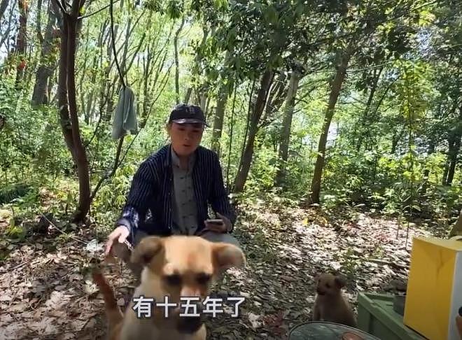 广西小伙上海送外卖，一天挣200在野外住了两年，37岁仍娶不起妻（组图） - 3