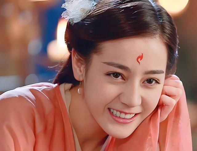 迪丽热巴：每个角色都没白演，18岁被杨幂挑中，凭实力挤进一线（组图） - 5
