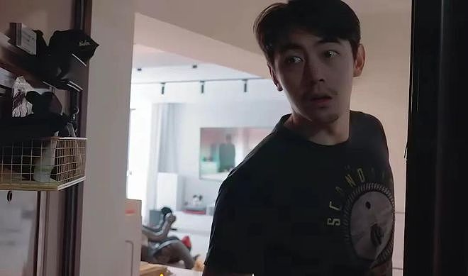 分手6年,纪凌尘独居上海老破小!经济拮据,提及前女友愧疚落泪(组图) - 2