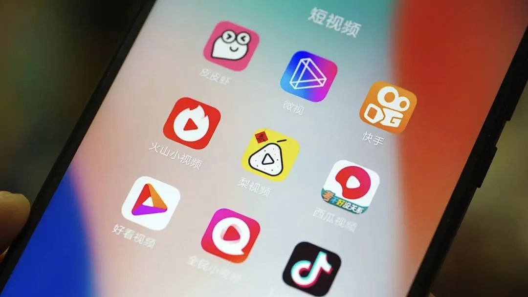 一夜爆火的AI“电子榨菜”,让同行无地自容(组图) - 19