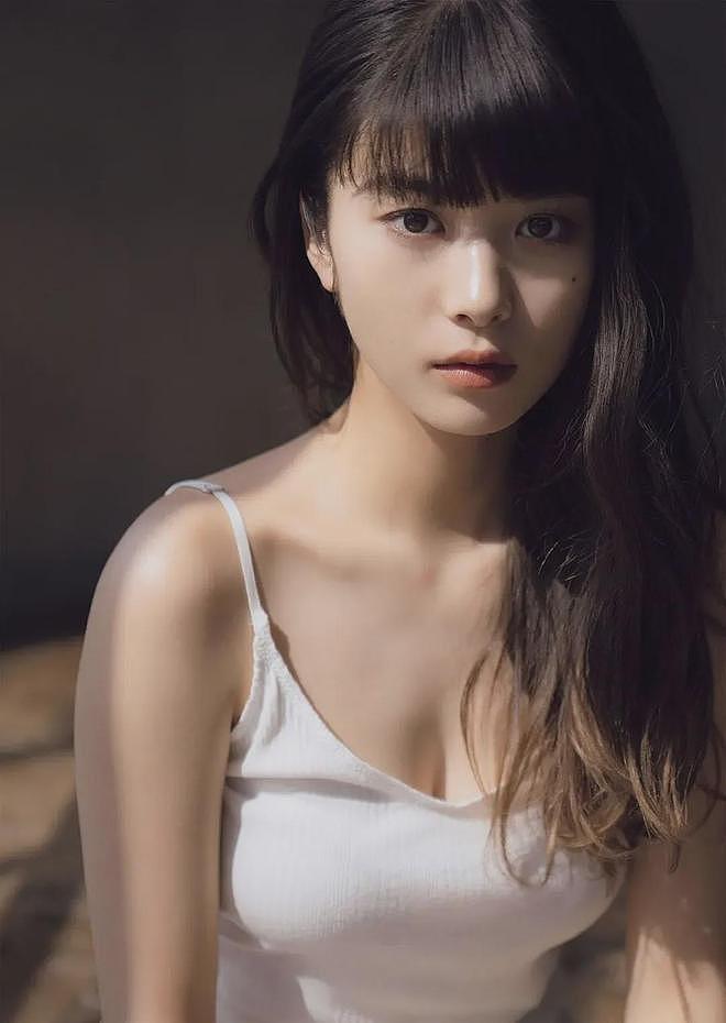 【美女】32E超模身材无法抵挡，艳如桃李，美得让人怦然心动（组图） - 9