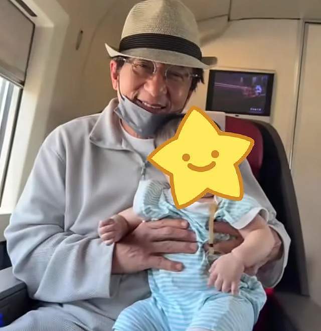 71岁成龙抱孙画面疑曝光!房祖名被传秘婚小11岁女星,送房产追妻(组图) - 4
