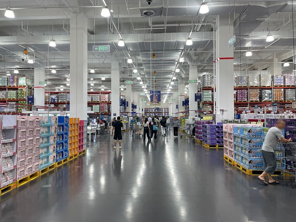 休闲食品抢占山姆货架，卤味巨头周黑鸭接连上架新品，洽洽去年卖了2亿（组图） - 1