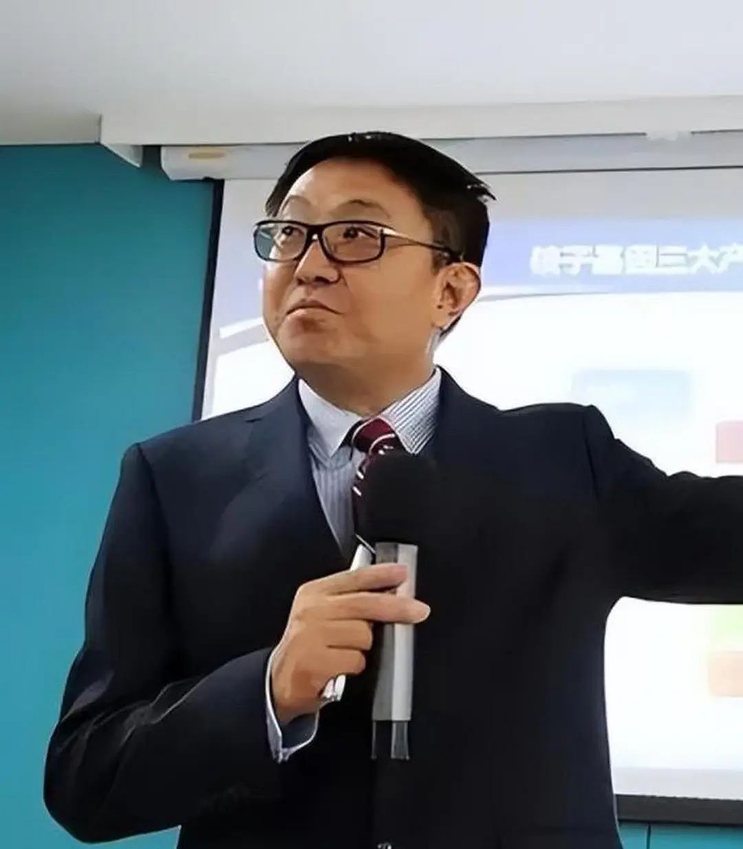 核酸大王报应来了！半年狂揽4.5亿，如今卸磨杀驴，遭前员工讨薪（组图） - 3