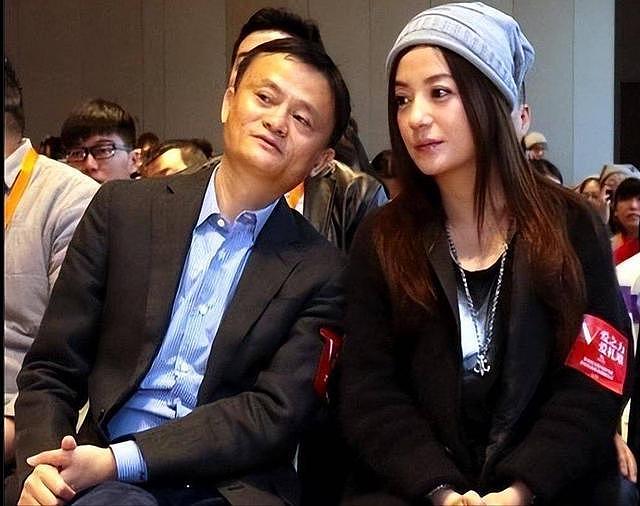 赵薇传来1个好消息1个坏消息，事业婚姻全失败，但她还有一张好牌（组图） - 17