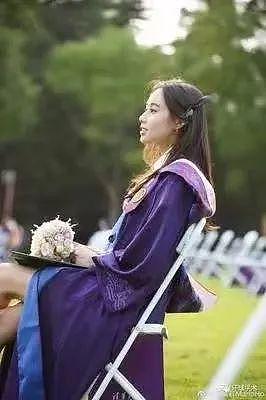 看不上王思聪,却想攀霍家?被嘲私生女、母亲是姨太太的她靠什么(组图) - 8