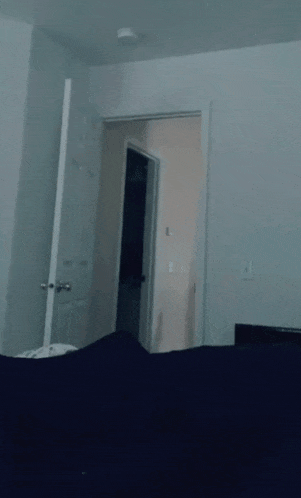 【宠物】狗子在街上跟猪仔撞衫，对血统一脸怀疑，没想到有狗已经“入赘”猪门了…（组图） - 16