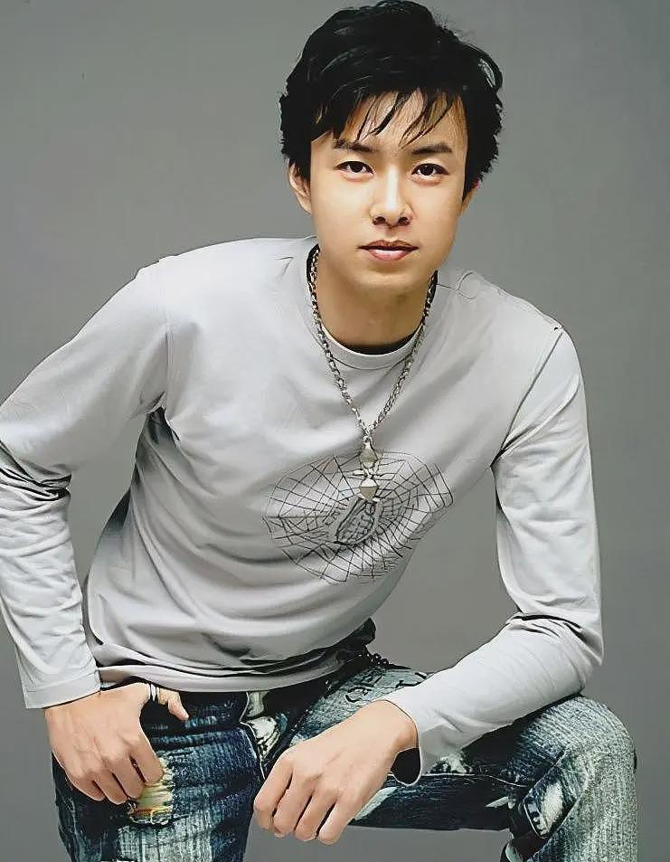 【情感】演反派再次爆红！相亲认识妻子，15年零绯闻，一起陪妈妈抗癌（组图） - 8