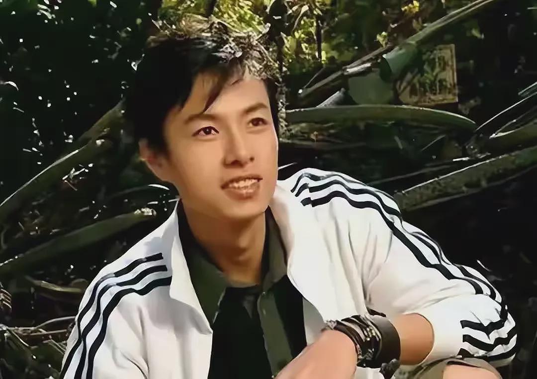 【情感】演反派再次爆红！相亲认识妻子，15年零绯闻，一起陪妈妈抗癌（组图） - 6