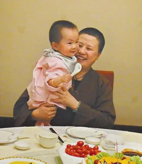 释永信被抓,两位私生女身份曝光,还涉及女明星大学生,更多问题被扒(组图) - 5