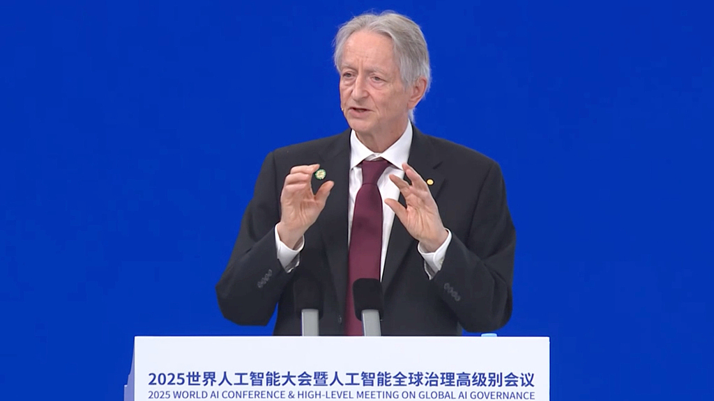 “AI教父”辛顿WAIC演讲全文：我们正在养一头老虎，别指望能“关掉它”（组图） - 1