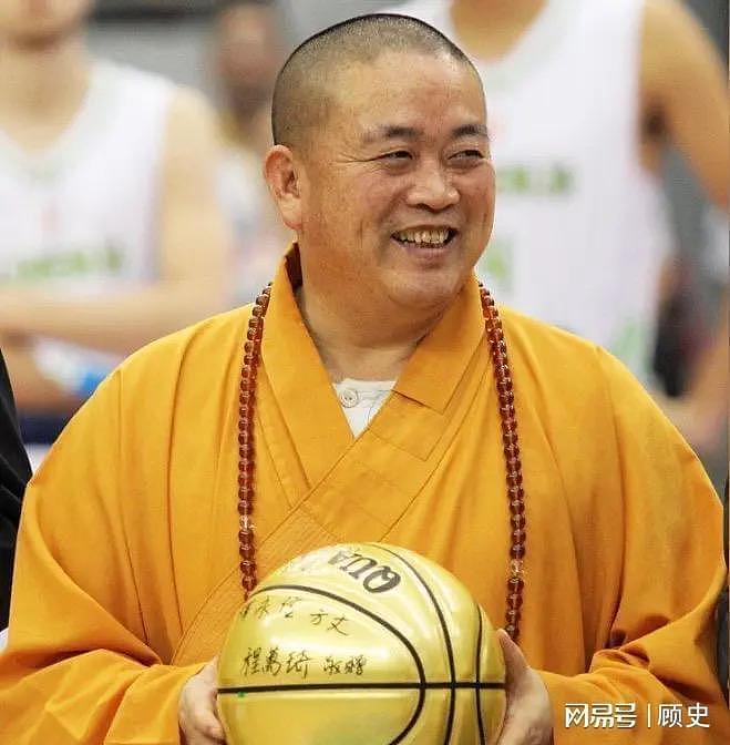 释永信与众名人交往史:为蔡志忠剃度,与马云谈早起,赠普京秘籍(组图) - 7