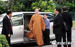 “51位情妇、174个私生子、藏近2000亿”!中国少林寺主持丑闻轰动全球,新加坡曾有类似人物(组图) - 36