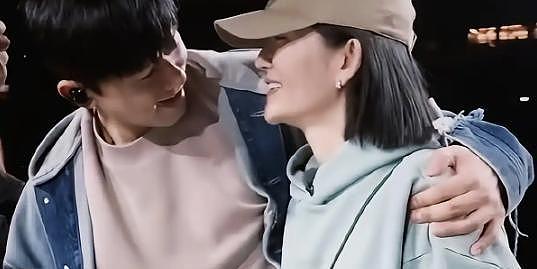 一场演唱会，揭开了张杰谢娜的“婚姻真相”，原来伊能静没说错（组图） - 8