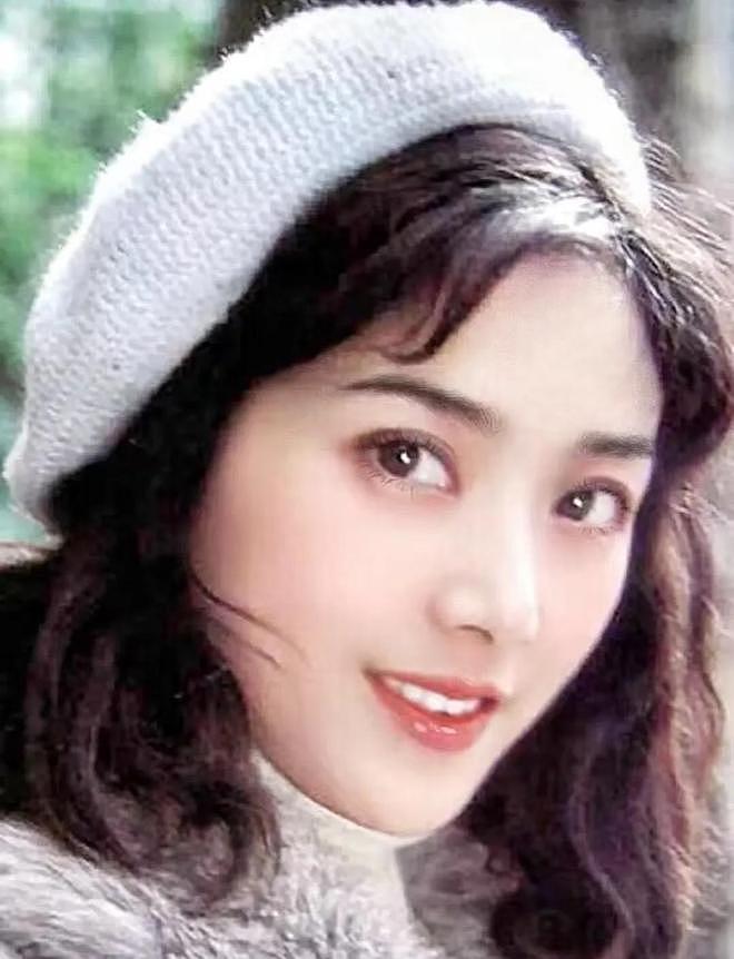 双料影后龚雪：曾是“内地最美女星”，被迫退圈后，她过得还好吗（组图） - 18